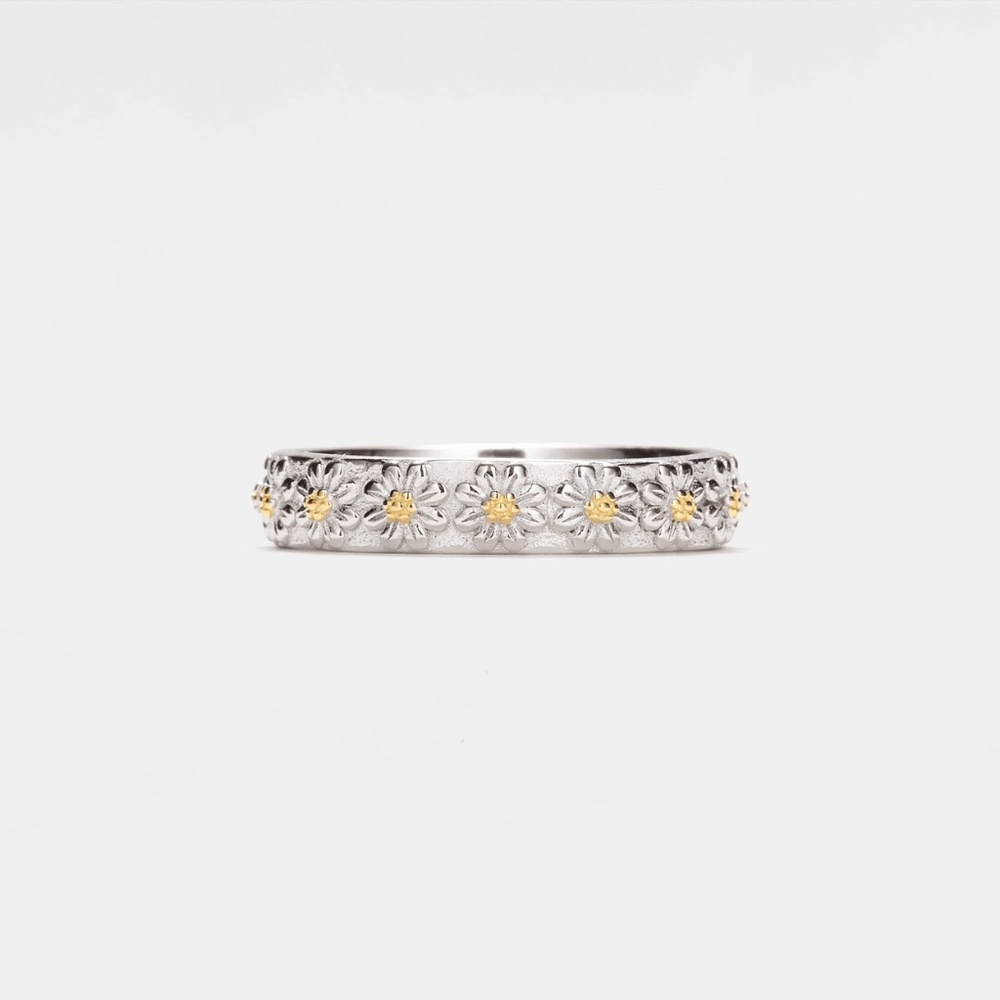 Daisy Flower Band Ring in 925 Sterling Silver